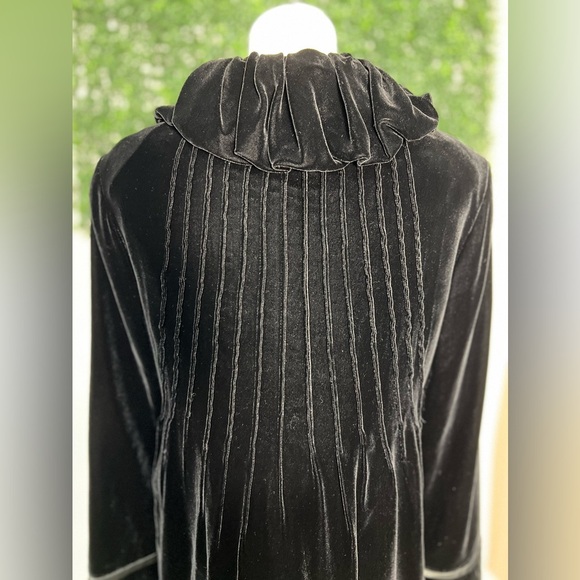 Lafayette 148 New York NWT Black Velvet Silk Bell Sleeve Blazer Jacket MSRP $498 - Picture 6 of 16